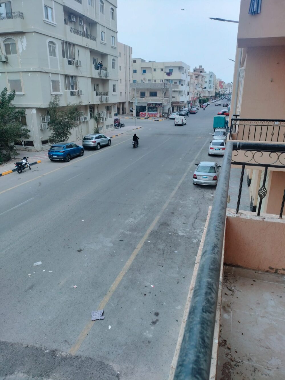 شقة للبيع بقلب الغردقة  شارع باتا الرئيسى/حى الموظفين